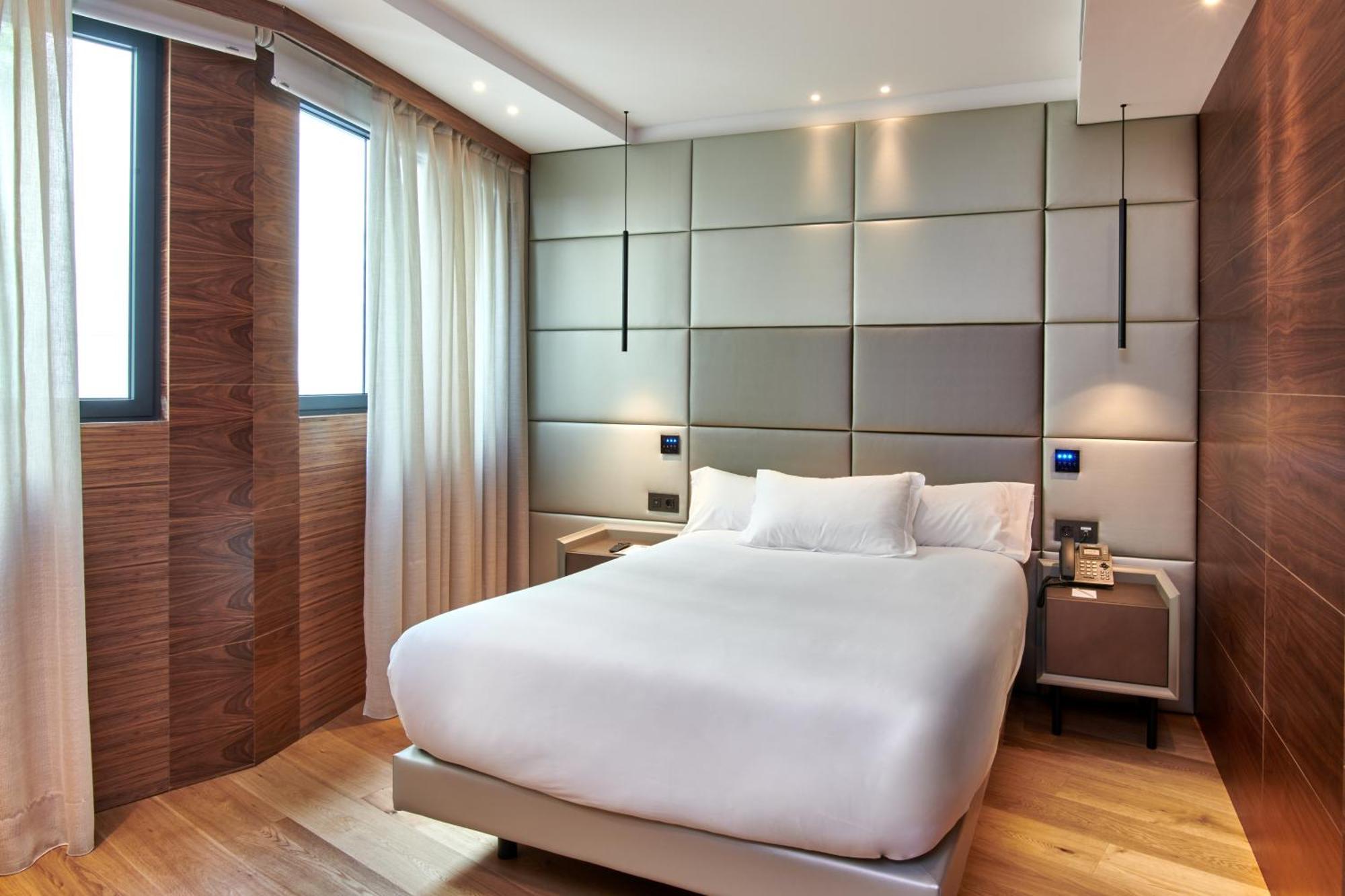 Hotel Mypalace เลออน ภายนอก รูปภาพ